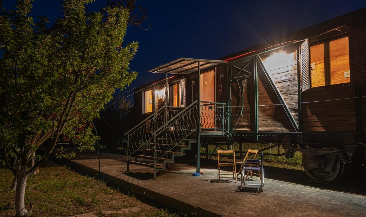Train In The Forest Aridaia Exterior photo